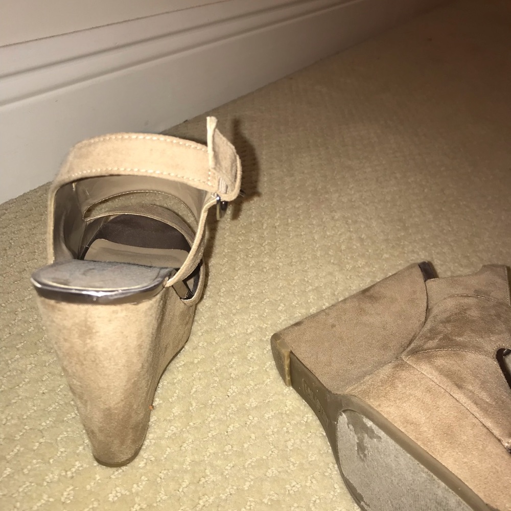 Wedges - Picture 4 of 8